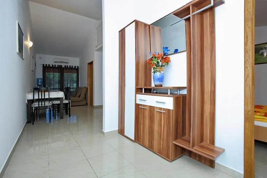 Apartment In Vir With Sea View, Balcony, Air Conditioning, Wi-Fi
